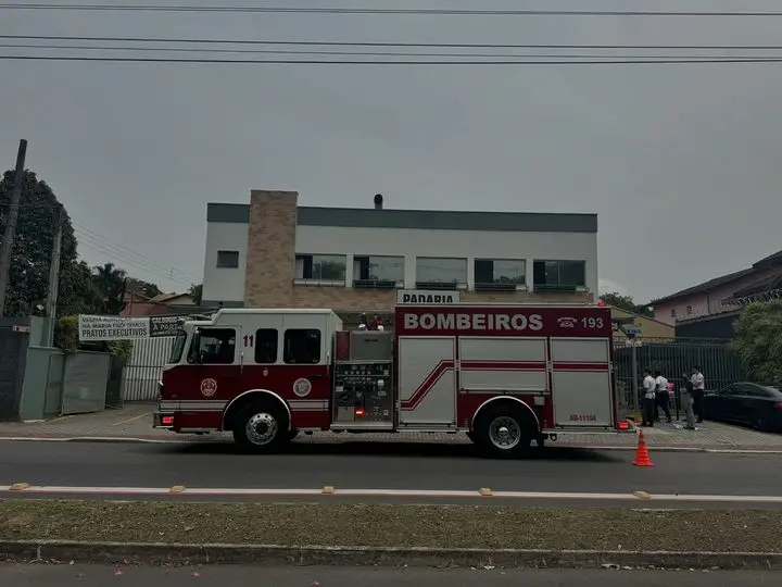 pane-em-fritadeira-provoca-principio-de-incendio-em-padaria-no-urbanova