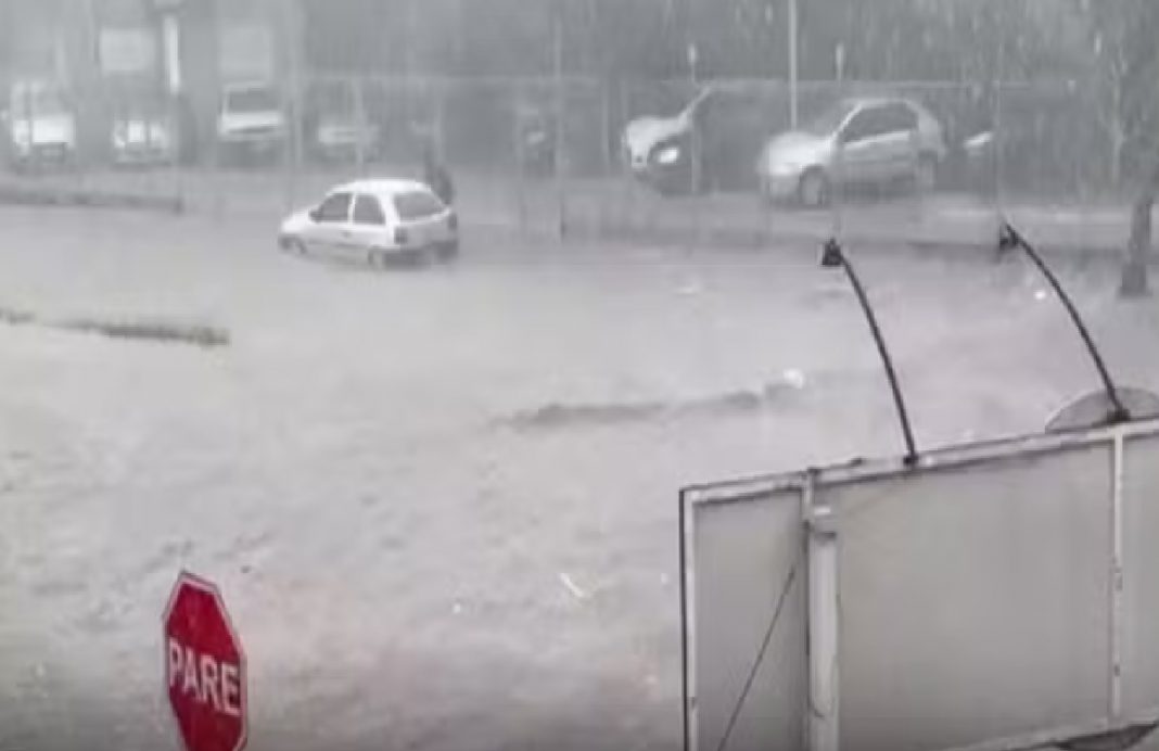 chuva-forte-alaga-hospital-municipal-e-diversas-regioes-de-sao-jose-dos-campos