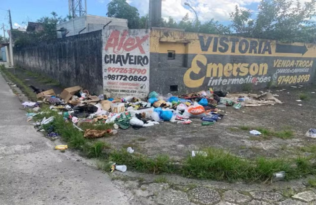 bairros-de-caraguatatuba-enfrentam-problemas-com-acumulo-de-lixo-nas-ruas