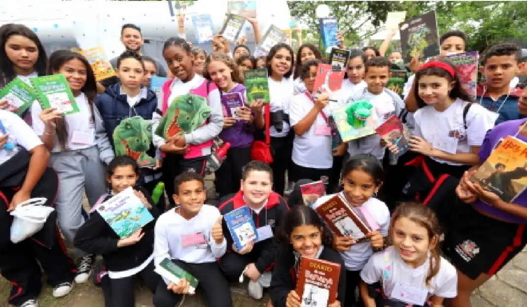 feira-literaria-de-jacarei-distribuira-24-mil-livros-para-alunos-de-escolas-municipais